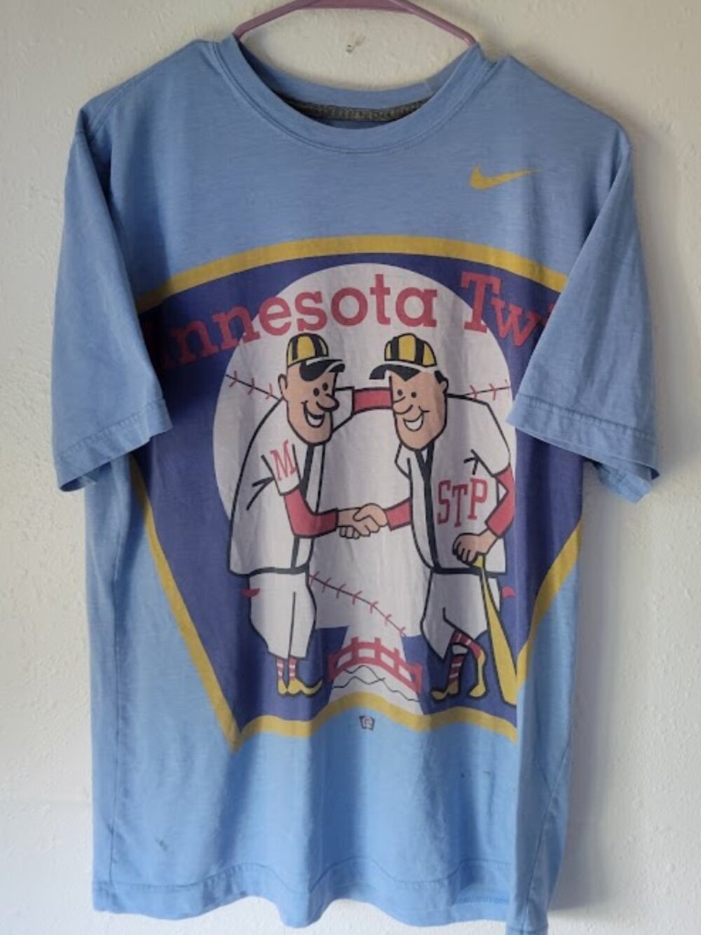Nike Minnesota Twins T-Shirt Men's Large Light Blue MLB Graphic Tee